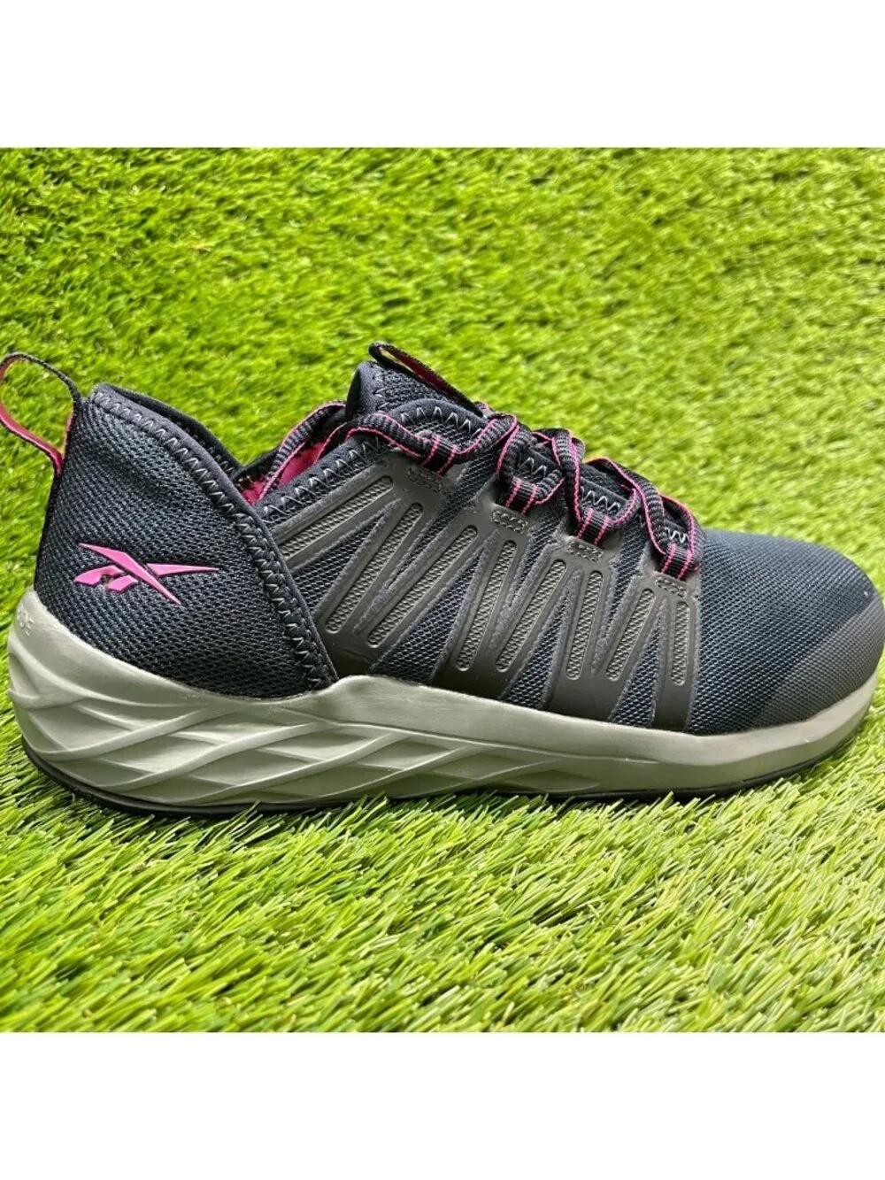 Reebok Astroride Womens Size 7.5D Blue Pink Steel Toe Safety Work Shoes Sneakers